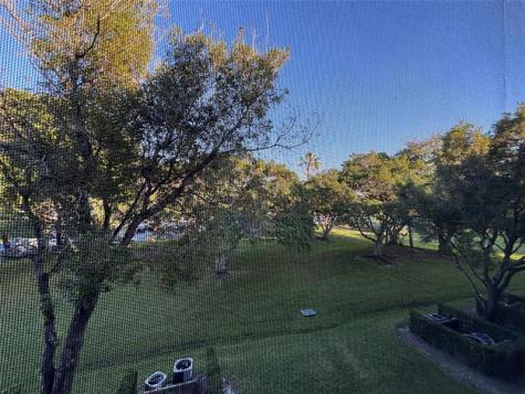 1401 SW 135th Terrace Pembroke Pines FL 33027