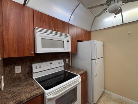 1401 SW 135th Terrace Pembroke Pines FL 33027