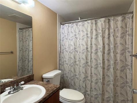 1401 SW 135th Terrace Pembroke Pines FL 33027