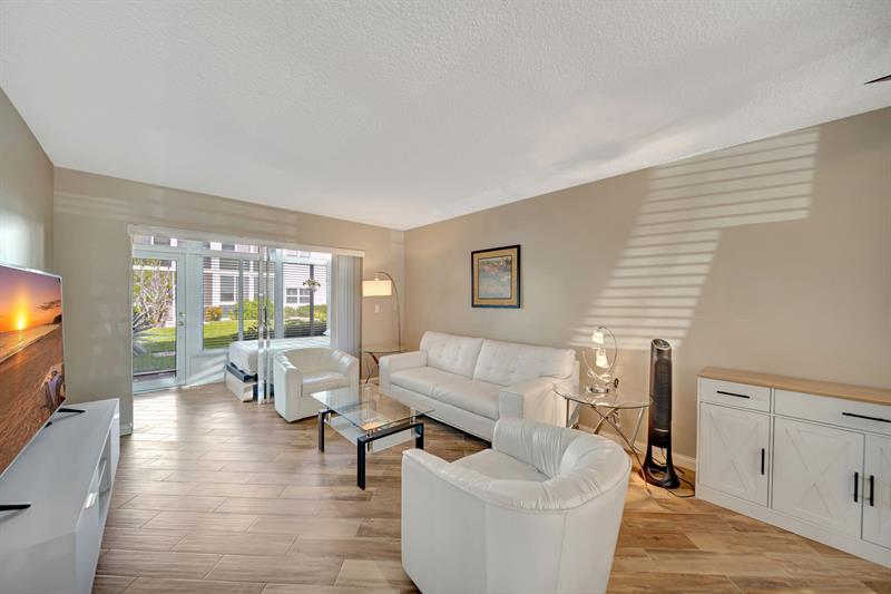 1461 S Ocean Boulevard Lauderdale By The Sea FL 33062