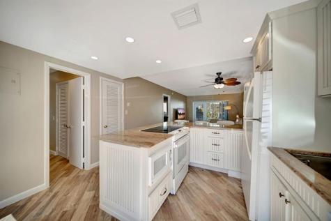 1461 S Ocean Boulevard Lauderdale By The Sea FL 33062