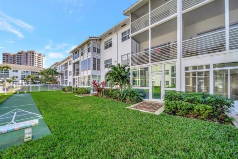 1461 S Ocean Boulevard Lauderdale By The Sea FL 33062