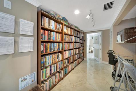 1461 S Ocean Boulevard Lauderdale By The Sea FL 33062