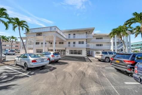 1461 S Ocean Boulevard Lauderdale By The Sea FL 33062