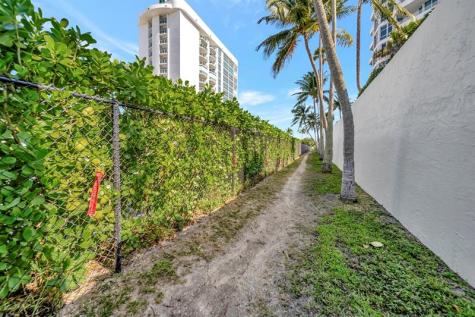 1461 S Ocean Boulevard Lauderdale By The Sea FL 33062