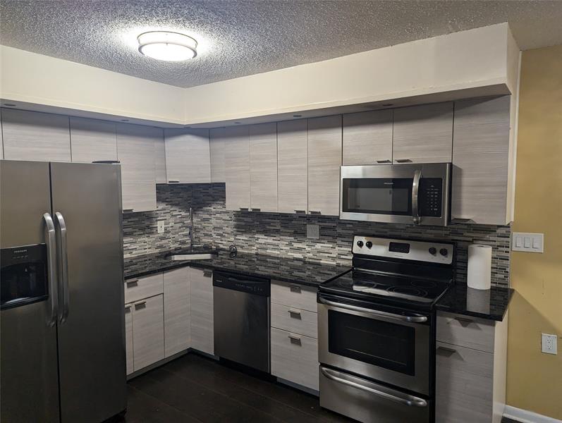 9612 W Mcnab Road Tamarac FL 33321