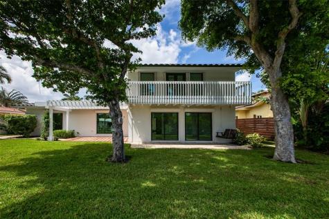 1806 NE 22nd Terrace Fort Lauderdale FL 33305