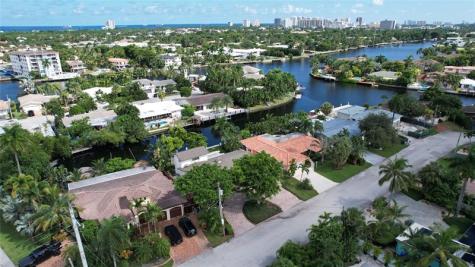 1806 NE 22nd Terrace Fort Lauderdale FL 33305