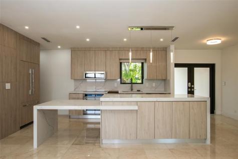 1806 NE 22nd Terrace Fort Lauderdale FL 33305
