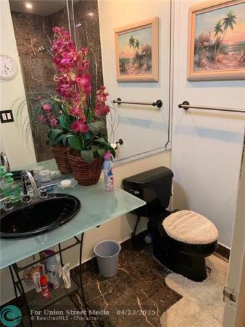 8705 NW 38th Drive Coral Springs FL 33065