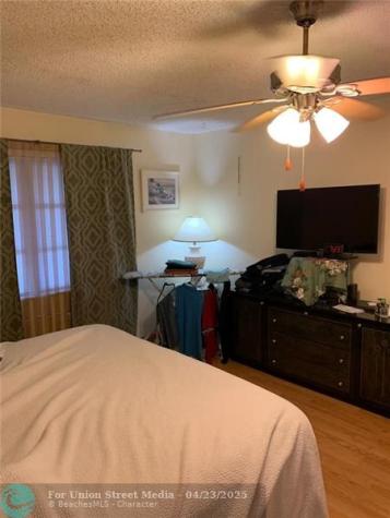 8705 NW 38th Drive Coral Springs FL 33065