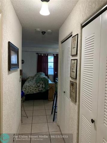 8705 NW 38th Drive Coral Springs FL 33065