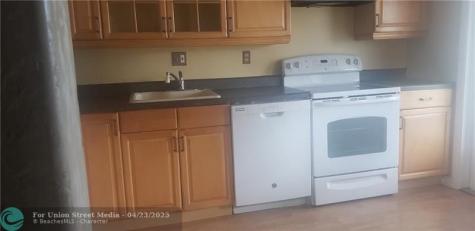 8705 NW 38th Drive Coral Springs FL 33065