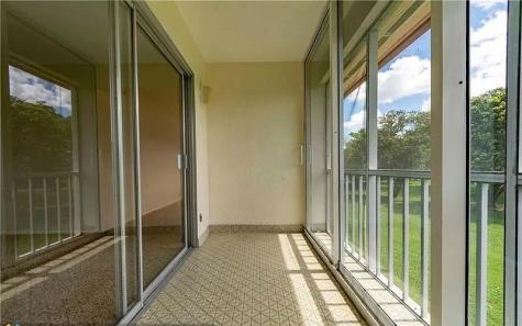 1203 Bahama Bend Coconut Creek FL 33066