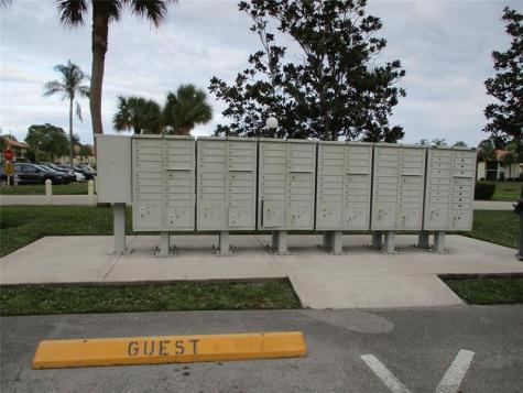 22052 Palms Way Boca Raton FL 33433