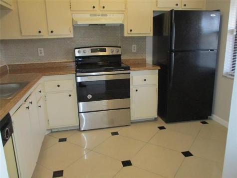 22052 Palms Way Boca Raton FL 33433