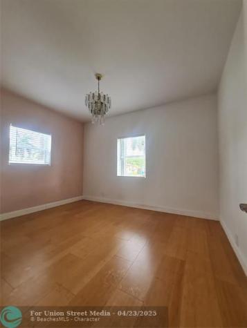 906 NE 3 Street Hallandale Beach FL 33009