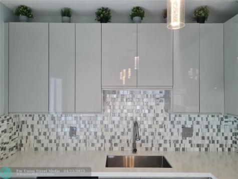 906 NE 3 Street Hallandale Beach FL 33009