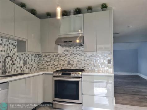 906 NE 3 Street Hallandale Beach FL 33009