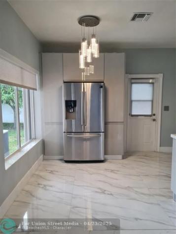 906 NE 3 Street Hallandale Beach FL 33009