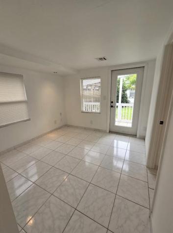 31 SW 10th Street Dania Beach FL 33004