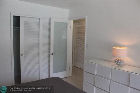 561 Bayshore Drive Fort Lauderdale FL 33304