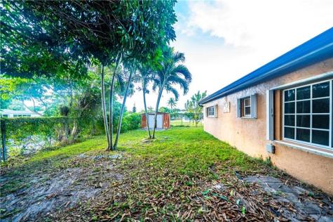 820 SW 55th Avenue Margate FL 33068