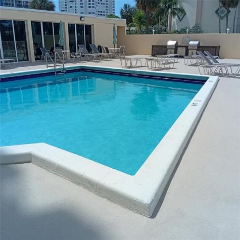 1200 Hibiscus Avenue Pompano Beach FL 33062