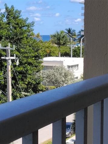 1200 Hibiscus Avenue Pompano Beach FL 33062