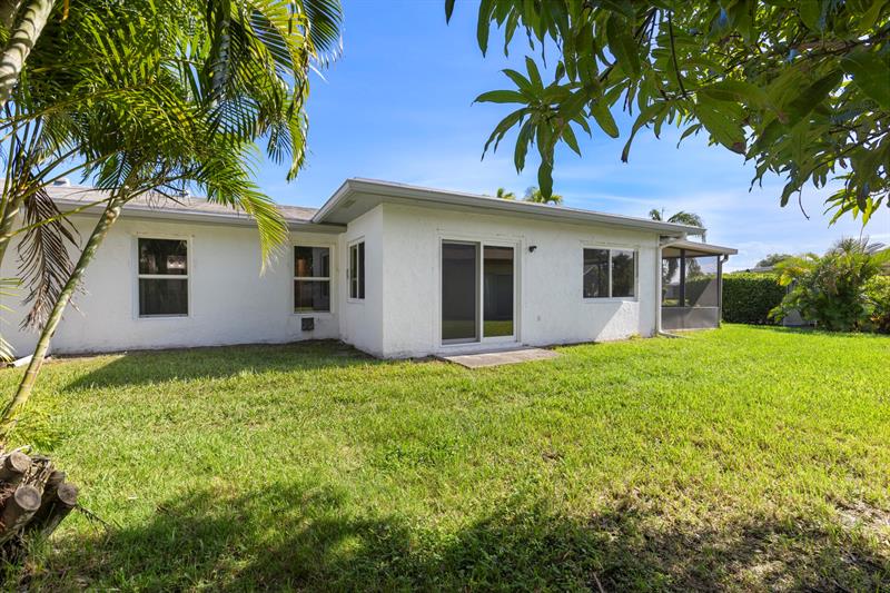 6472 Overland Drive Delray Beach FL 33484