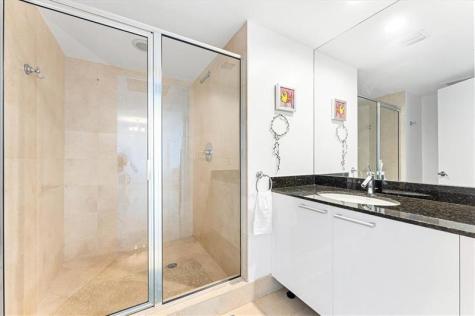 17201 Collins Avenue Sunny Isles Beach FL 33160