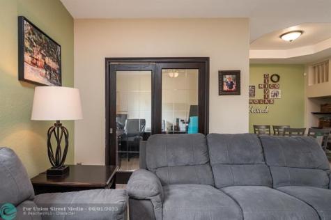 5048 SW 136th Avenue Miramar FL 33027