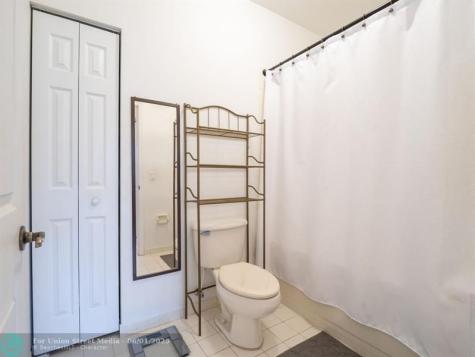 5048 SW 136th Avenue Miramar FL 33027