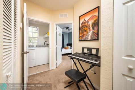 5048 SW 136th Avenue Miramar FL 33027