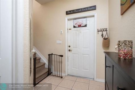 5048 SW 136th Avenue Miramar FL 33027