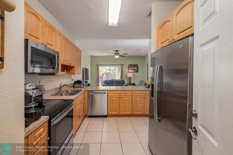5048 SW 136th Avenue Miramar FL 33027