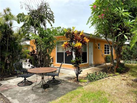 1101 NE 17 Way Fort Lauderdale FL 33304