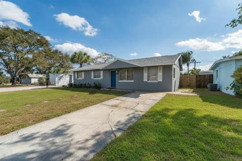3728 Dunes Road Palm Beach Gardens FL 33410