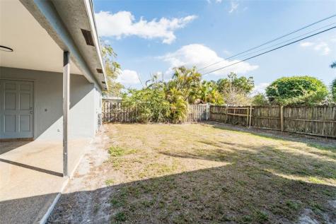 3728 Dunes Road Palm Beach Gardens FL 33410
