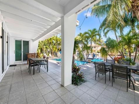 1612 SE 13 Fort Lauderdale FL 33316
