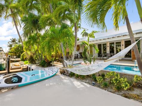 1612 SE 13 Fort Lauderdale FL 33316