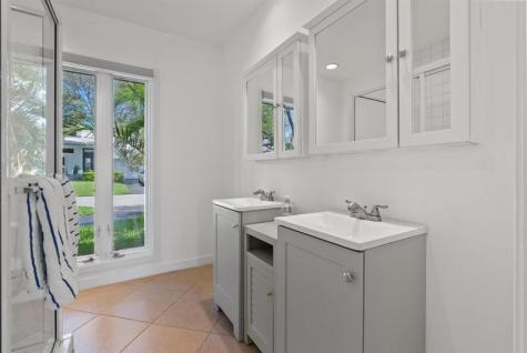 3080 NE 43rd Street Fort Lauderdale FL 33308