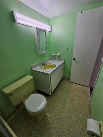 580 Egret Drive Hallandale Beach FL 33009