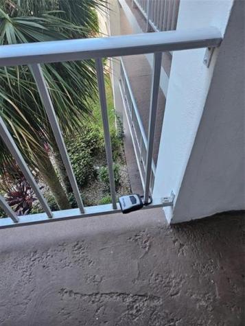 580 Egret Drive Hallandale Beach FL 33009