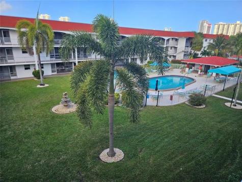 580 Egret Drive Hallandale Beach FL 33009