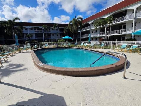 580 Egret Drive Hallandale Beach FL 33009
