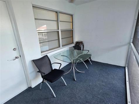 580 Egret Drive Hallandale Beach FL 33009