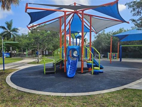 580 Egret Drive Hallandale Beach FL 33009