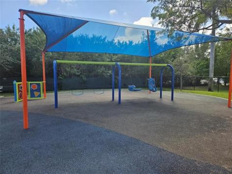 580 Egret Drive Hallandale Beach FL 33009