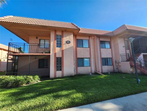 235 Lakeview Drive Weston FL 33326